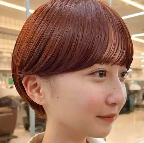 蘑菇头发型怎么描写(蘑菇头烫发发型图片女)-百科学社