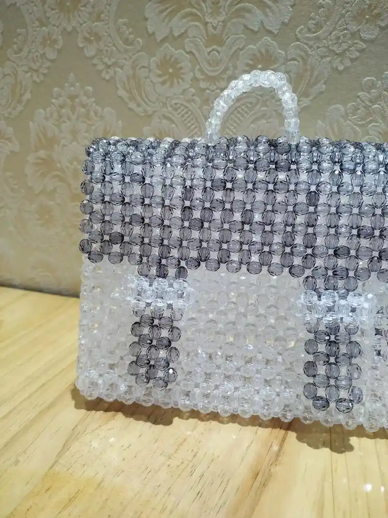 串珠包包手工 ,我和女儿的亲子包包 - 抖音