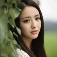 佟丽娅头像高清图片大全_名人佟丽娅真人头像大图下载【点击鼠标右键