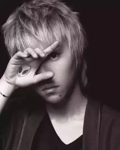 佛系90后代表窦靖童?其实她只是和王菲一样,不走寻常路