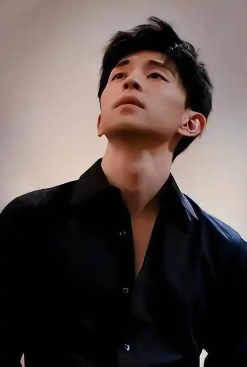 邓伦:退网一年后大变样!31岁的他,这回是真的认不出来了