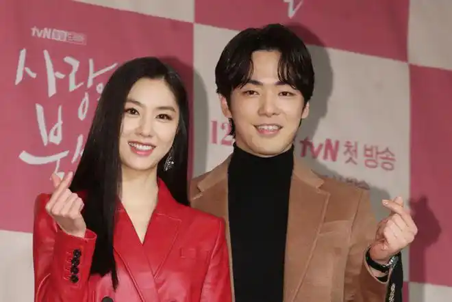 金正贤被指没礼貌与徐贤拍牵手戏后用湿巾擦手曾气哭对方