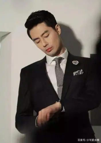 今日份的帅气大男孩赵寅成,模特出身的他,有赏心悦目的好身材!