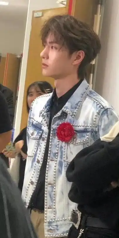 王一博#生图永远是最牛b的,特别是素颜生图太抗打