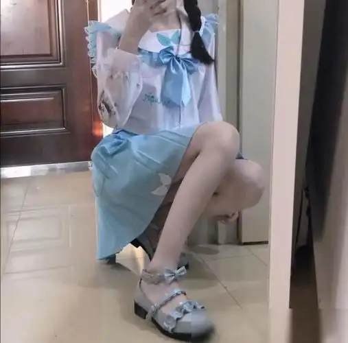 不露脸女生头像星光坠入你眼里而你却落进我心里