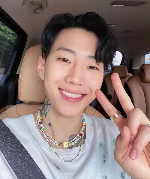 痞帅代言人朴宰范050505