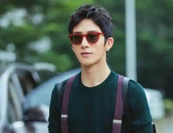 杨洋井柏然才告别发福的状态,陈晓却又变成网友拒绝的模样_造型_孙俪