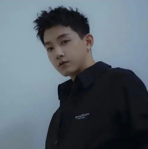 微信头像范世錡