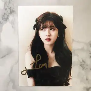 赵露思亲笔签名照乐嫣公主剧照写真周边杂志定妆照粉丝礼物