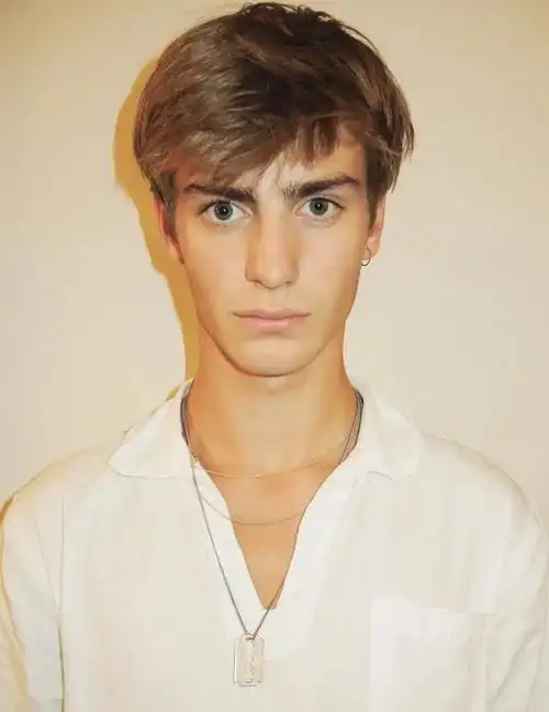 最近,曾经很红的27岁男模特 ben allen(本·艾伦)