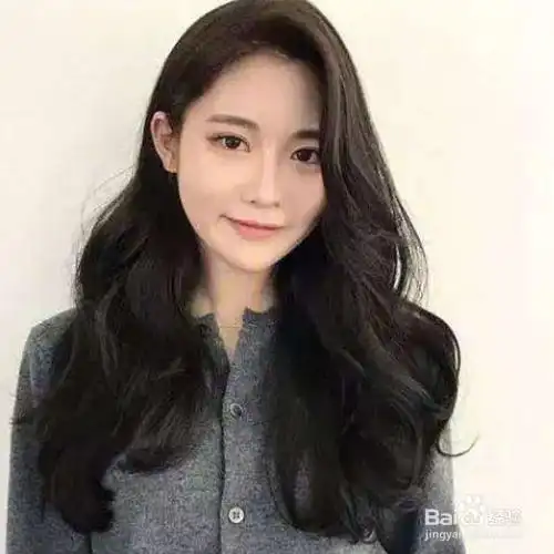 黑发发型怎么做洋气