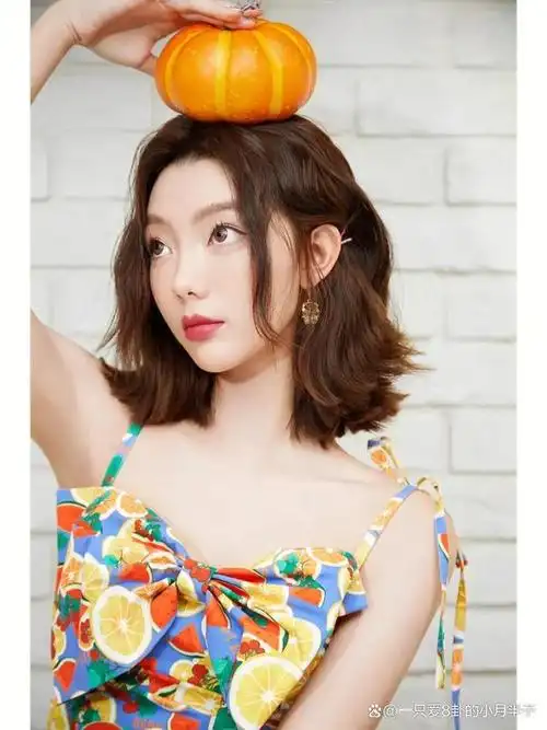 00后当道,盘点八位2000出生的女明星,你最pick哪一位?