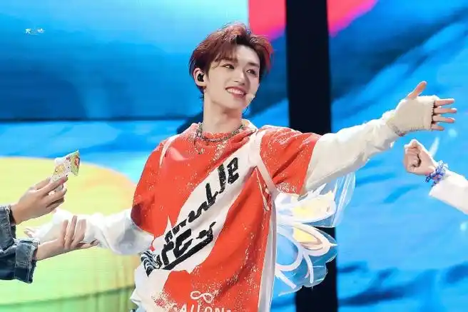 丁程鑫叁重楼暨出道四周年演唱会##今日星拍放送