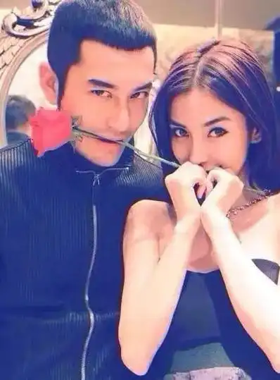 同是黄晓明前任把秦岚和杨颖一对比差距太大了