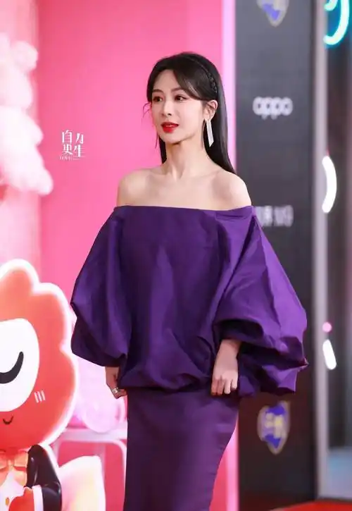 词条榜单,肖战王一博榜单前二,杨紫热巴礼服上热搜_造型_景甜_赵露思