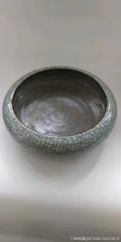 现代哥釉官字款大笔洗水仙盆