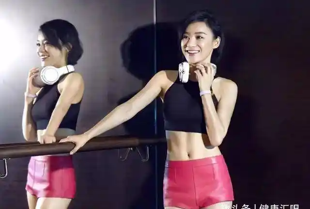 袁姗姗瘦身成功,120斤变成94斤,"马甲线"成焦点,真实的吗_身材_明星