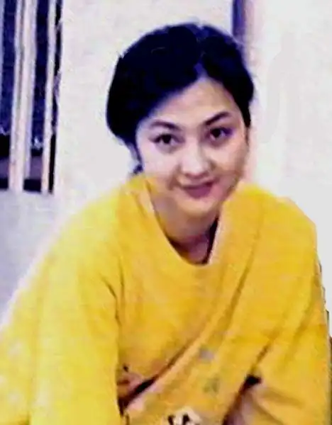 组图:十大贪官的情妇都长啥样? 【2】