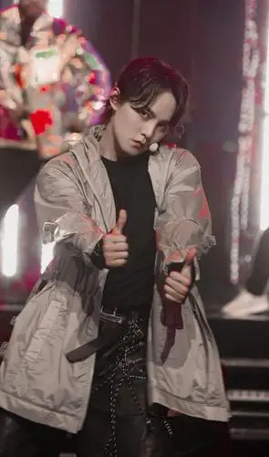 尹正精选壁纸集