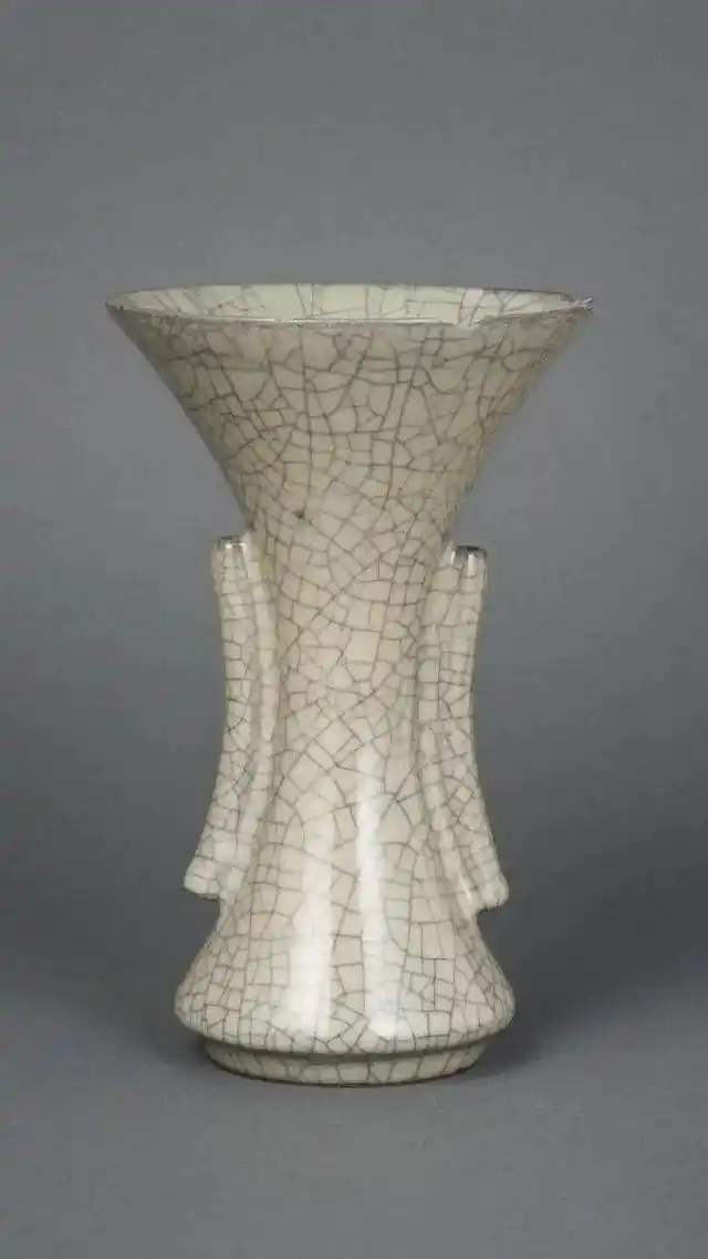 南宋元代哥窑青瓷