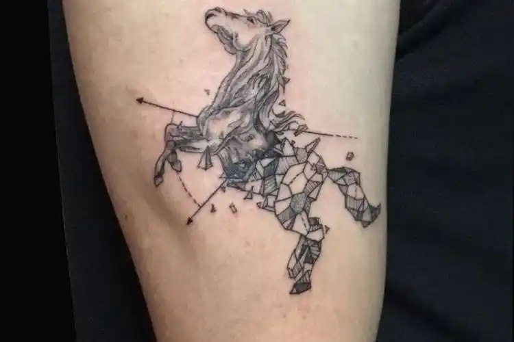 16张适合属狗人的纹身图案