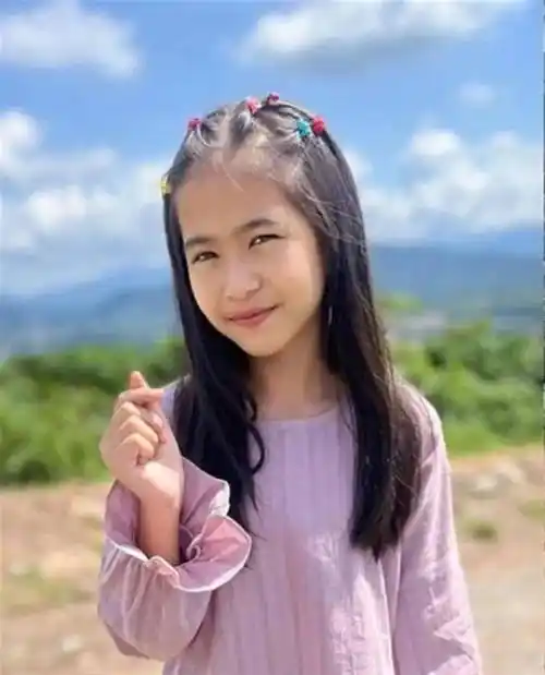 12岁童星片场被摔至尿失禁且无法行走!