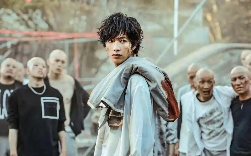 凤仙热血高校极恶王男人应该是赤手空拳