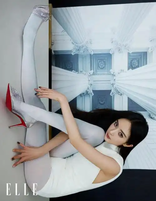 杨幂 是时候对自己坦白了|婚戒|张黎|耳环|连体衣|高跟鞋|谢依霖_网易