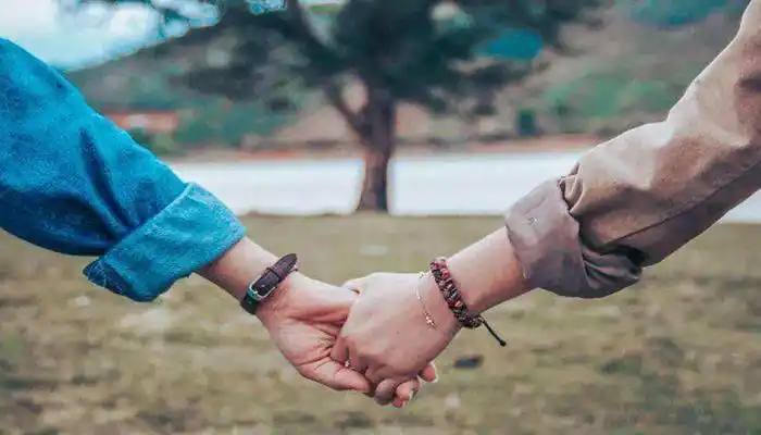 一方出轨夫妻感情却变好 夫妻一方出轨后还能幸福吗  第2张