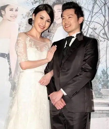 台"300亿千金"穆熙妍大婚 大喜之日财政权给老公