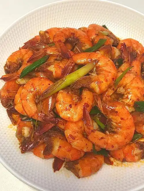 今日晚餐#香辣虾做法:偷懒的话就只用半块火锅底料就搞定啦～#今天