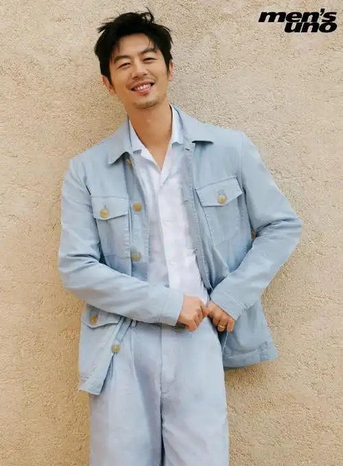 canali星闻#@朱亚文身穿#canali2024春夏系列#地中海匠心之作,拍摄