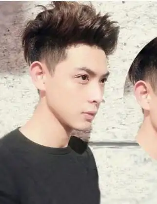 长脸男生飞机头发型图片 个性又显帅气