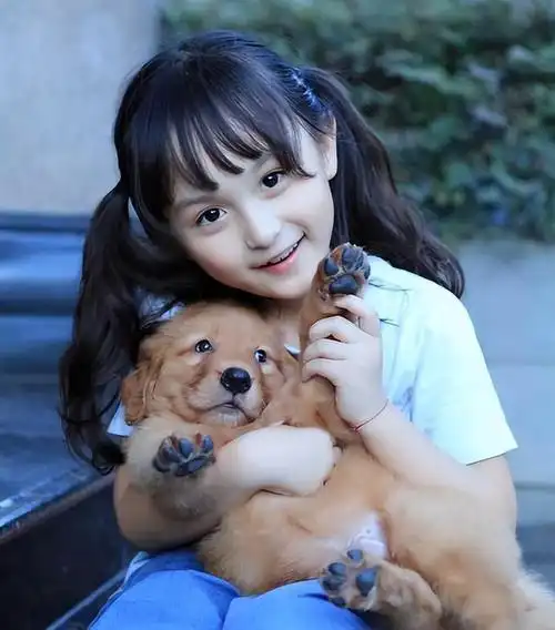 刘楚恬:2岁出道年入百万,因长相甜美被禁止整容,如今长成啥样