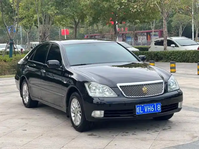丰田 皇冠  2009款 2.5l royal特别强化版图片