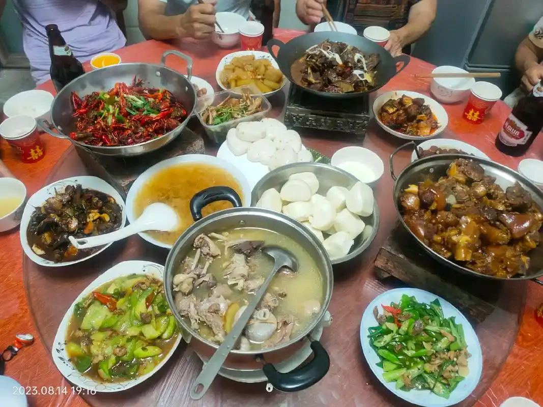 快要返校了.#安徽#大学生 马上要#开学了 ,每天都在吃饭店 - 抖音