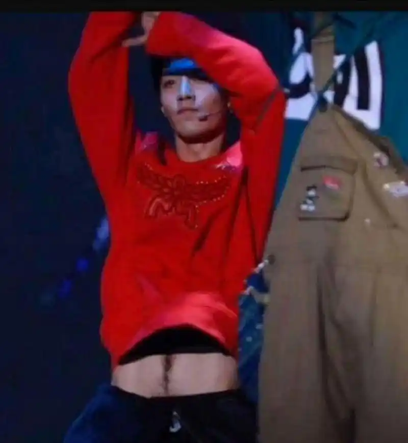 男明星还是要做好毛发管理吧?前有肖战,后有鹿晗,简直不忍直视