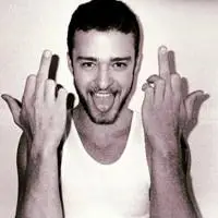 超拽霸气带鄙视手势的男生头像图片