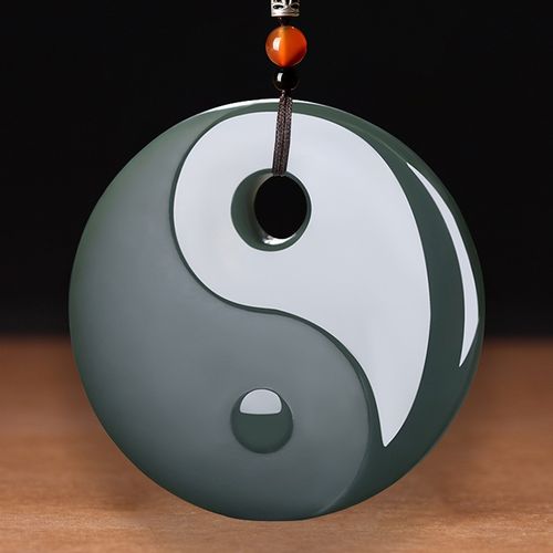 靳钰晨 和田玉青玉太极吊坠男女款青玉细料阴阳八卦太极玉石玉坠 款式