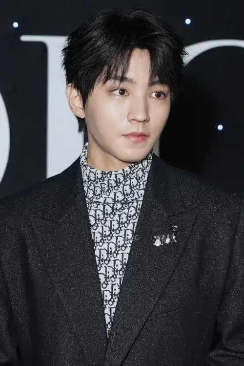 王俊凯内场生图