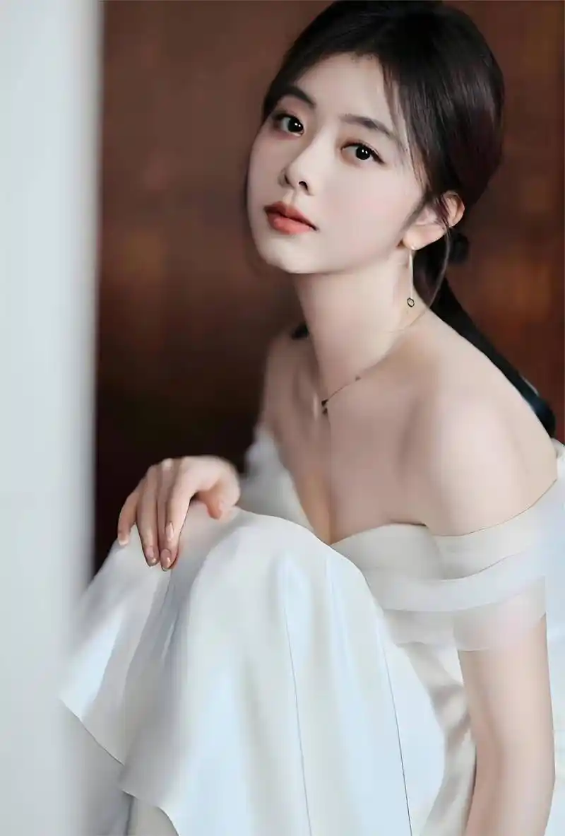 谭松韵,真正的人间极品尤物!