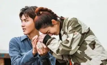 吴亦凡到底爱不爱赵丽颖?但是吴亦凡却承认初吻给了这个人?