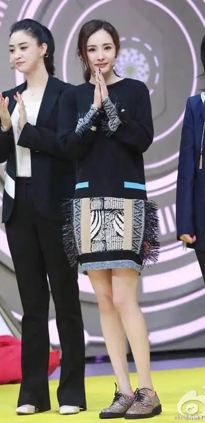 杨幂 壁纸 头像 翻译官 乔菲 晚安 李易峰 苏雪党