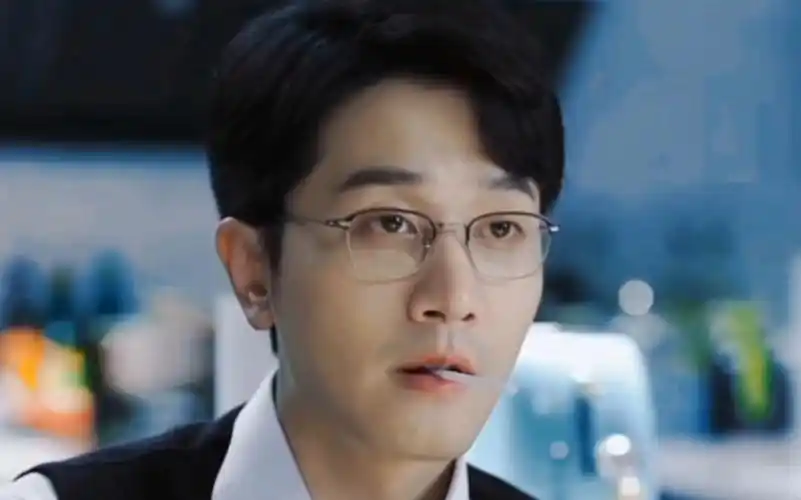 【彭冠英】假如抽烟有段位