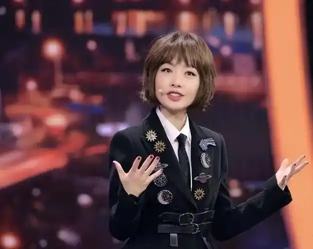 陈鲁豫,一个因为自己的变化而变得更加迷人的女性强者.