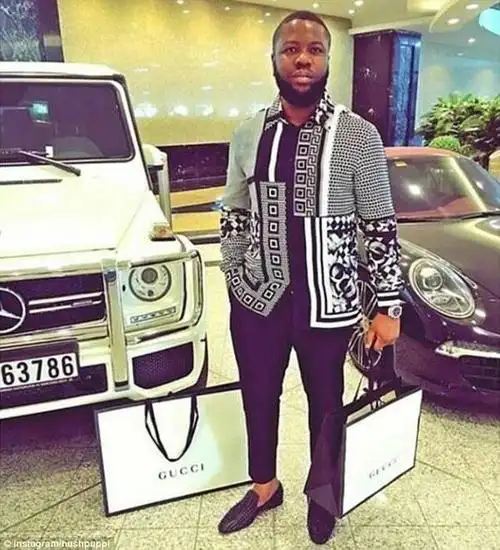 尼日利亚富二代炫富:爱撒钱 用黄金装饰房间(组图)