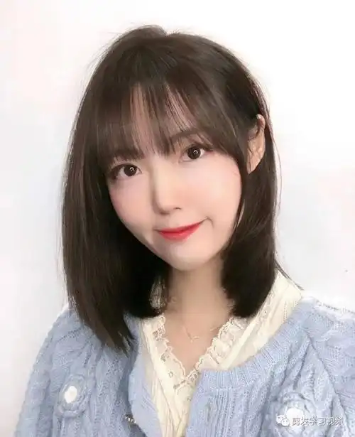 2021流行c型卷烫发中长发留超级美