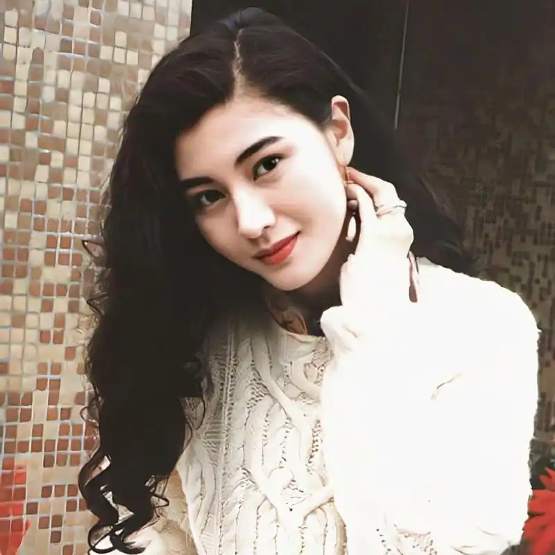 【自修】李嘉欣头像