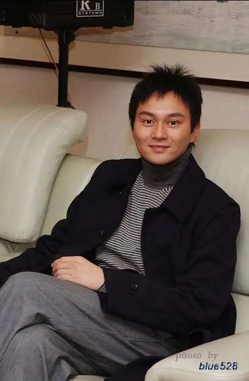 吴张智霖什么星座