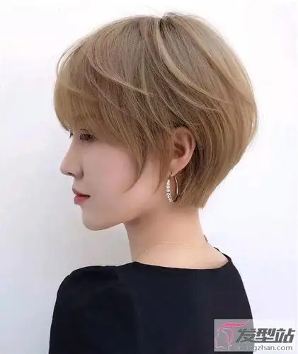 女生车厘子短发一款非常帅气的超短发型